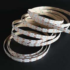 High CRI LED Stripe – 420 × 1808 LEDs – 20 W – 2040 lm/m – ultrawarmweiß 2500 K – CRI 95+ 24V DC 120°
