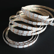 High CRI LED Stripe – 420 × 1808 LEDs – 20 W – 2040 lm/m – ultrawarmweiß 2500 K – CRI 95+ 24V DC 120°