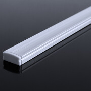 Constant Current Slim-Line LED-Leiste – klar – 240 × 2835 LEDs – 19 W – 1920 lm/m – warmweiß – CRI 90+ 24V DC 120°