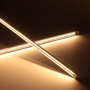 Constant Current Slim-Line LED-Leiste – klar – 240 × 2835 LEDs – 19 W – 1920 lm/m – warmweiß – CRI 90+ 24V DC 120°