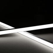 High-CRI LED-Lichtleiste Slim-Line max – diffus – 420 × 1808 LEDs – 20 W – 2300 lm/m – tageslichtweiß – CRI 95+ 24V DC 120°