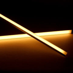 High-CRI LED-Lichtleiste Slim-Line max – diffus – 420 × 1808 LEDs – 20 W – 2040 lm/m – ultrawarmweiß – CRI 95+ 24V DC 120°