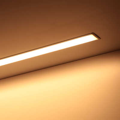 Einbau-Lichtleiste "Inside max" | diffus | 140x 5630 LEDs | 30 Watt - 2782 Lumen je Meter | warmweiß | CRI 90+ 24VDC 120° |