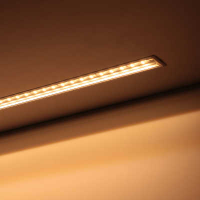 Einbau-Lichtleiste "Inside max" | klar | 140x 5630 LEDs | 30 Watt - 2782 Lumen je Meter | warmweiß | CRI 90+ 24VDC 120° |