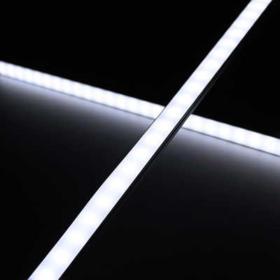 LED-Leiste Flachprofil wasserdicht "Out-Line IP54" 70x 5630 LEDs - 15 Watt - 1603 Lumen je Meter | diffus | tageslichtweiß CRI 90Ra - 120° 24VDC |
