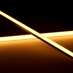 High-CRI LED-Leiste Out-Line IP54 wasserdicht – diffus – 420 × 1808 LEDs – 20 W – 2040 lm/m – ultrawarmweiß 2500 K – CRI 95+ 24V DC 120°