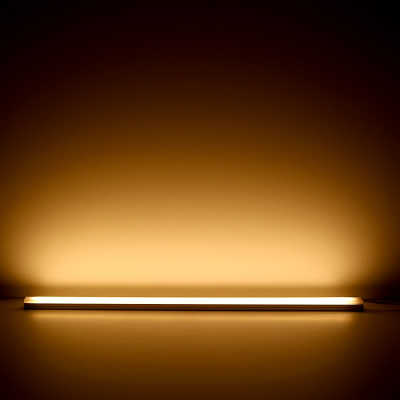 wasserdichte LED-Leiste "Out-Line IP54" diffus | 240x 2835 LEDs | 19 Watt - 1920 Lumen je Meter | warmweiß 3000K | CRI 90+ 24VDC 120° |