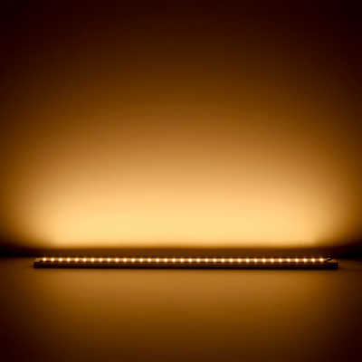 LED-Leiste Flachprofil wasserdicht "Out-Line IP54" 70x 2835 LEDs - 10 Watt - 884 Lumen je Meter | transparent | warmweiß CRI 90Ra - 120° 24VDC |