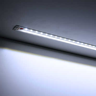 LED-Einbauleuchte wasserdicht "Wet-Line IP54" 70x 5630 LEDs - 15 Watt - 1603 Lumen je Meter | transparent | tageslichtweiß CRI 90Ra - 120° 24VDC |