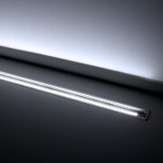 IP54 wasserdichte High-CRI Einbau LED-Leiste Wet-Line IP54 – transparent – 420 × 1808 LEDs – 20 W – 2300 lm/m – tageslichtweiß 6000 K – CRI 95+ 24V DC 120°