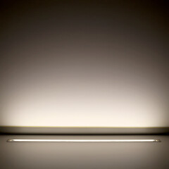 wasserdichte Einbau LED-Leiste Wet-Line IP54 transparent – 240 × 2835 LEDs – 19 W – 2060 lm/m – neutralweiß 4000 K – CRI 90+ 24V DC 120°