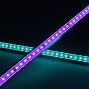 RGB 90° LED-Eckleiste Corner – klar – 96 × 5050 RGB LEDs – 680 Lumen – 19 W je Meter – 120° 24V DC