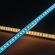 RGB 90° LED-Eckleiste Corner – klar – 96 × 5050 RGB LEDs – 680 Lumen – 19 W je Meter – 120° 24V DC