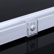 LED Einbauleiste RGB Inwards – klar – 96 × 5050 RGB LEDs – 680 Lumen – 19 W je Meter – 120° 24V DC