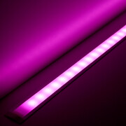 wasserdichte Einbau RGB LED-Leiste Wet-Line IP54 – diffus – 96 × 5050 RGB LEDs – 680 Lumen – 19 W je Meter – 120° 24V DC