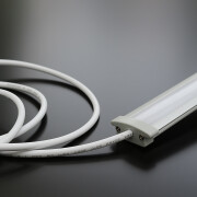 wasserdichte Einbau RGB LED-Leiste Wet-Line IP54 – diffus – 96 × 5050 RGB LEDs – 680 Lumen – 19 W je Meter – 120° 24V DC