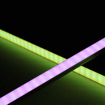 Triple Line RGBWW LED Leiste "Slim-Line max" | diffus | 70x mehrfarbige 5050 RGB LEDs & 140x warmweiße 2835 CRI90+ LEDs je Meter | 120° 24V DC |