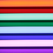 Triple Line RGBWW-LED-Leiste Recessed zum Einbau – diffus – 70x mehrfarbige 5050 RGB LEDs & 140x warmweiße 2835 CRI90+ LEDs je Meter – 120° 24V DC