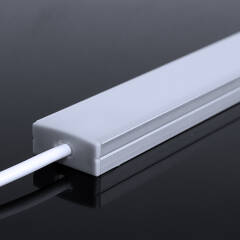 RGBW LED Leisten Komplettset | diffus | Farbwechsel & warmweiß | incl. 24V Netzteil und Controller & Fernbedienung Wunschlänge 63cm | 42x RGB LEDs & 84x warmweiße LEDs | 20 Watt gesamt |