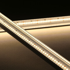 LED-Leiste Slim-Line max transparent mit 24V High-Performance LED-Streifen 240 × 2835 LEDs 21 W/m 3090 lm/m – neutralweiß 4000 K