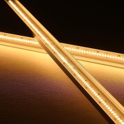 LED-Leiste Slim-Line max transparent mit 24V High-Performance LED-Streifen 240 × 2835 LEDs 19 W/m 2878 lm/m – warmweiß 2700 K