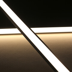 High Performance LED-Streifen 24V im Eckprofil Corner diffus – 240 × 2835 LEDs 21 W/m 3090 lm/m – neutralweiß 4000 K