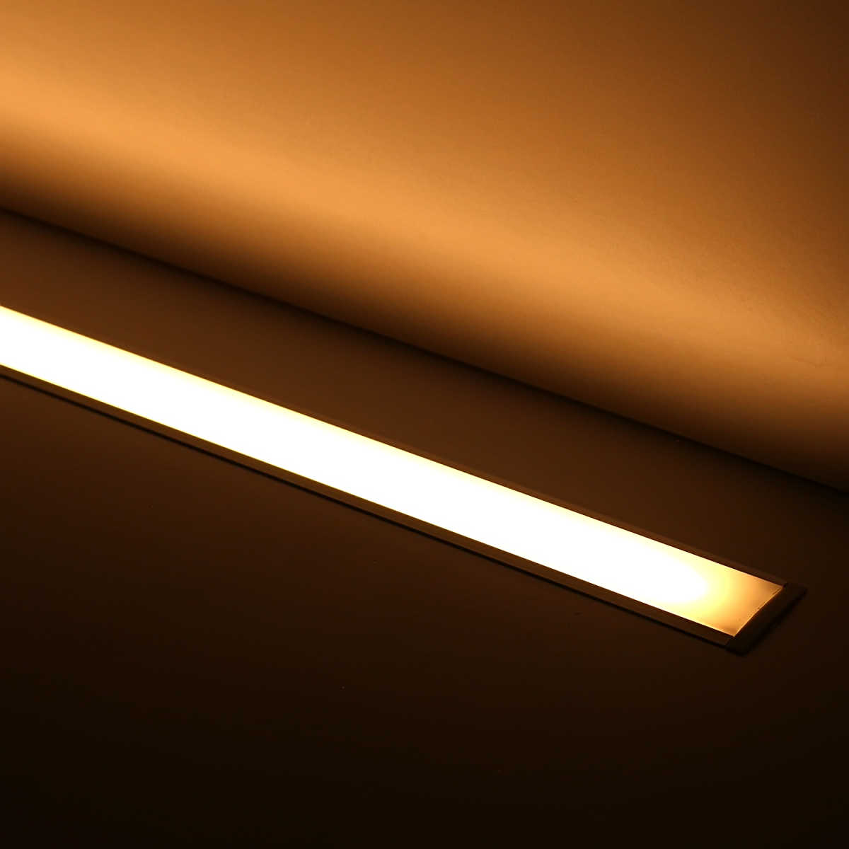 Einbau LED Lichtleiste "Inside max" diffus | mit 24V High-Performance LED-Streifen 240x 2835 LEDs 19W/m 2878 lm/m | warmweiß 2700K |