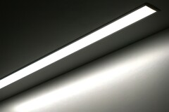 24V High Performance LED-Streifen im Einbauprofil...