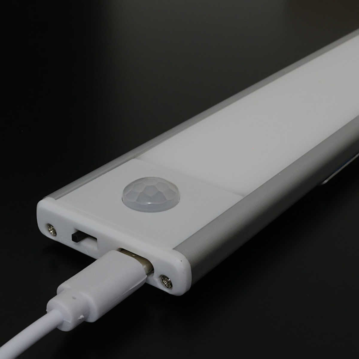 USB LED-Leiste 60cm mit Batterie & Bewegungsmelder 3.7V 300 Lumen weiß  6000K, 23,75 €