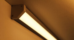 LED Eck Leiste 230V strong Edge wasserdicht (IP54) 120 × 2835 LEDs 16,4 W warmweiß 2700 K 1680 lm CRI82