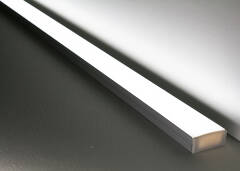 LED-Lichtleiste 230V "Slim-Line max" wasserdicht (IP65) tageslichtweiß 6300K CRI85 | Fertigung in Wunschlänge 23cm | 24x 2835 LEDs | 368 Lumen | 3 Watt |