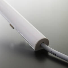 230V LED-Lichtleiste 230V "Moon-Line II" wasserdicht (IP65) tageslichtweiß 6300K CRI85 | Fertigung in Wunschlänge 23cm | 24x 2835 LEDs | 368 Lumen | 3 Watt |