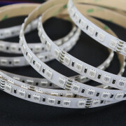 flexibler RGB LED-Leuchtstreifen – 96 × 5050 RGB LEDs – 680 Lumen – 19 W je Meter – 120° 24V DC