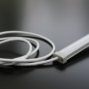 RGBCCT COB LED-Lichtleiste Out-Line IP54 wasserdicht – diffus – CCT dualweiß und RGB Farbwechsel – 18.6 W – 1258 lm/m – 180° 24V DC CRI 95RA