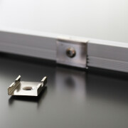 LED Eckleiste strong Edge diffus wasserdicht (IP54) – 96 × 5050 RGB LEDs – 680 Lumen – 19 W je Meter – 120° 24V DC