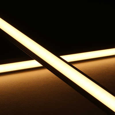 LED Eckleiste "strong Edge" diffus wasserdicht (IP54) | 24V 240x 2835 LEDs 19W/m 2878 lm/m | warmweiß 2700K |