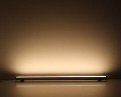 LED Eckleiste strong Edge diffus wasserdicht (IP54) – mit High-Performance LED-Streifen 24V 240 × 2835 LEDs 19 W/m 2878 lm/m – warmweiß 2700 K