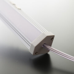COB LED Eckleiste strong Edge diffus wasserdicht (IP54) – 528x LED Chips – 15 W – 1200 lm/m – warmweiß 2700 K – CRI 90+ 24V DC 180°