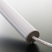 RGB+CCT COB LED Wandleuchte ROUND mit Wandhalterungen dimmbar diffus – 1258 Lumen – 18.6 W je Meter – 180° 24V DC CRI 95+