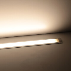 COB CCT LED-Leiste Einbau Wet-Line IP54 wasserdicht – diffus – 640 LED-Chips 16 W je Meter – dualweiß 2700 K-6500 K – CRI 90+ 24V DC 180°