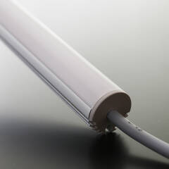 dimmbare LED-Lichtleiste 230V "ROUND" wasserdicht (IP65) diffus | tageslichtweiß 6300K 120° CRI85 | Fertigung nach Maß in Länge 22cm | 24x 2835 LEDs | 368 Lumen | 3 Watt |