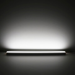 High-End LED-Leiste Surface max diffus – 320 × 2835 LEDs – 31 W – 5440 lm/m – tageslichtweiß 6100 K – 24V DC 120°
