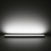 High-End LED-Leiste Surface max diffus – 320 × 2835 LEDs – 31 W – 5440 lm/m – tageslichtweiß 6100 K – 24V DC 120°