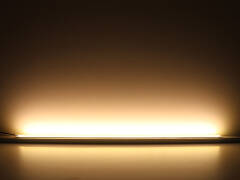 free Cut COB LED-Streifen | warmweiß 2700K | CRI92 24VDC 180° | Fertigung nach Maß in Länge 1cm | 5x COB LEDs | 12 Lumen | 0,13 Watt |