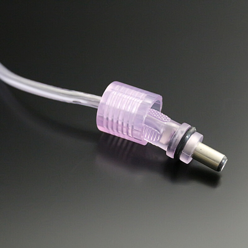 15cm Ausgangskabel mit DC-Stecker 5.5/2.5 – angelötet an den Ausgang