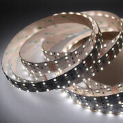 Triple Line RGBW LED Tape | 120° 24V DC | Fertigung nach Maß in Länge 10cm | 7x RGB LEDs & 14x weiße LEDs | 3 Watt gesamt |