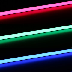 Alu COB RGB LED-Leiste MICRO-LINE dimmbar farbwechselnd – Abdeckung weiß diffus – 840 LEDs – 690 Lumen – 15.8 W je Meter – 180° 24V DC