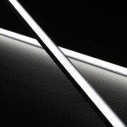 MICRO-LINE BLACK COB LED-Leiste Alu dimmbar – Abdeckung schwarz – 528x LED Chips – tageslichtweiß 6500 K – CRI93 24V DC 180° – 13 W – 1277 lm/m