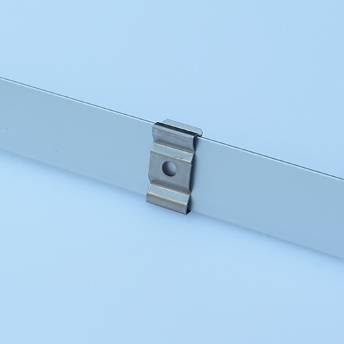 1 Satz Halterungen aus Metall