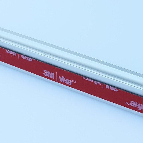 selbstklebendes 3M-Schaumstoffklebeband schwarz 1,1 mm dick und 10 mm breit